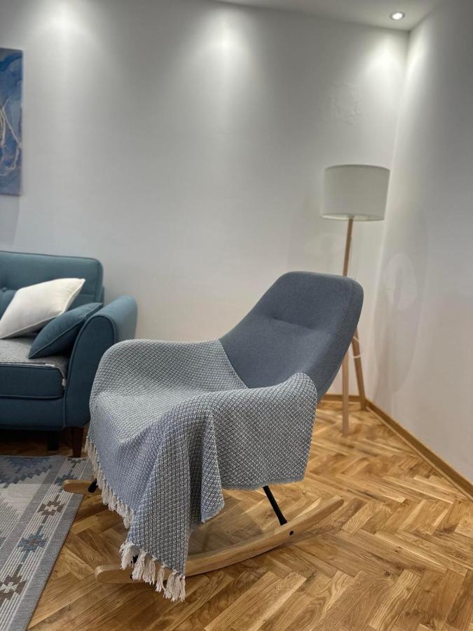 Apartman 8 Vrdnik Eksteriør billede